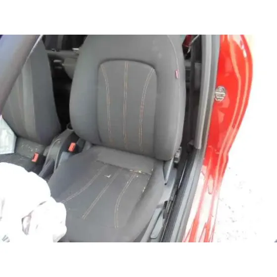 SEAT IBIZA SC (6J1) '2011 COLOR EDITION ROJO