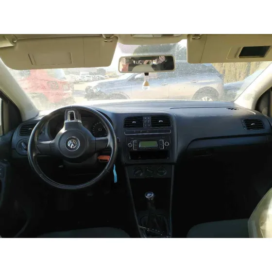 VOLKSWAGEN POLO (6R1) '2011 AVANCE GRIS OSCURO