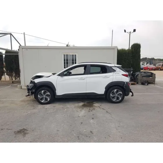 HYUNDAI KONA '2022 STYLE HYBRID 2WD BLANCO