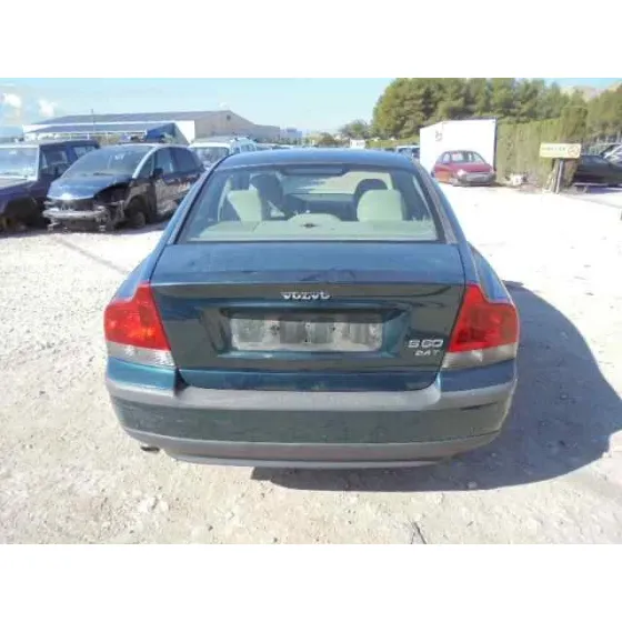 VOLVO S60 BERLINA '2000 2.4 T / 2.5 T VERDE