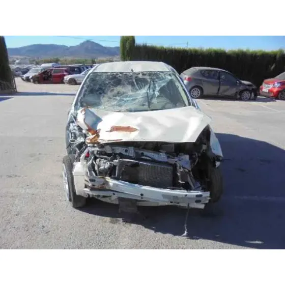 NISSAN MICRA (K13) '2015 ACENTA BLANCO