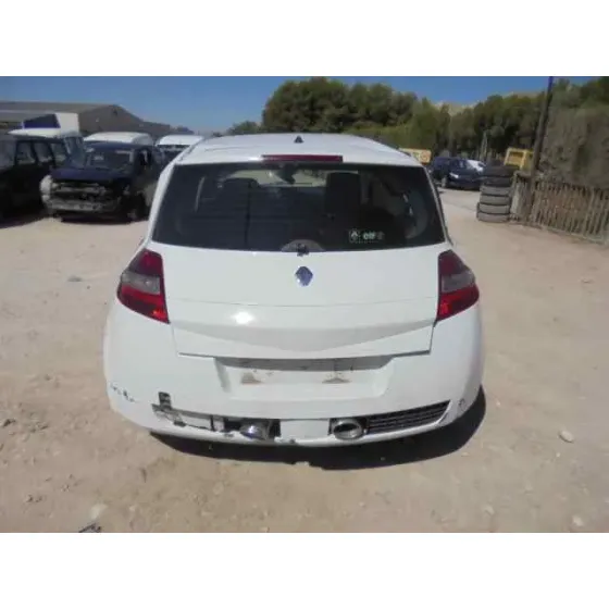 RENAULT MEGANE II BERLINA 5P '2005 BUSINESS BLANCO