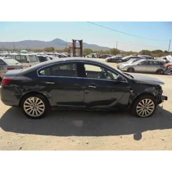 OPEL INSIGNIA BERLINA '2010 COSMO AZUL