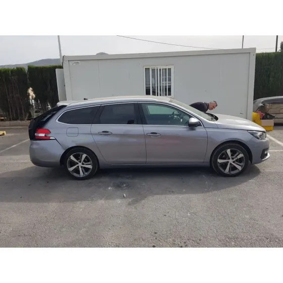 PEUGEOT 308 SW '2018 ALLURE GRIS