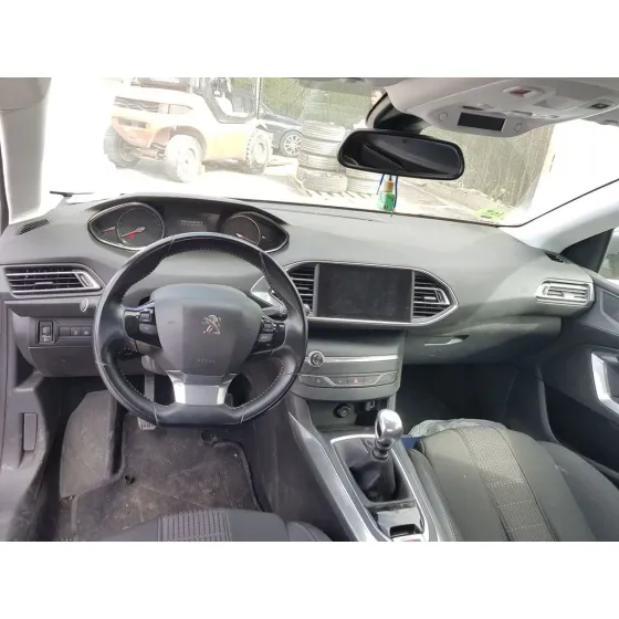 PEUGEOT 308 SW '2018 ALLURE GRIS