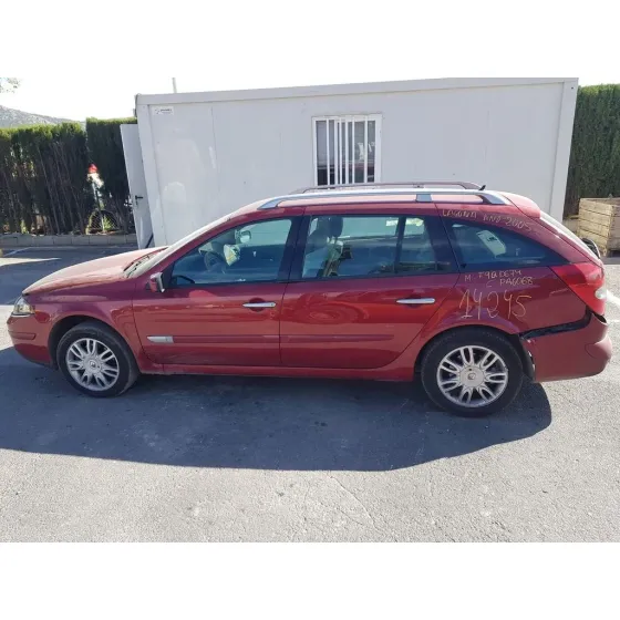 RENAULT LAGUNA II GRANDTOUR (KG0) '2005 DYNAMIQUE LUXE ROJO