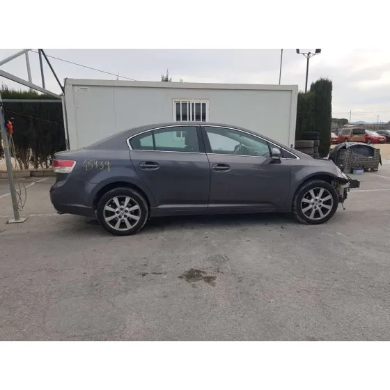 TOYOTA AVENSIS (T27) '2011 ACTIVE GRIS OSCURO
