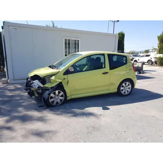 CITROEN C2 '2004 VTR AMARILLO