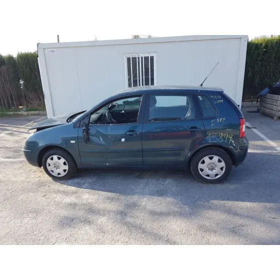 VOLKSWAGEN POLO (9N1) '2004 HIGHLINE VERDE