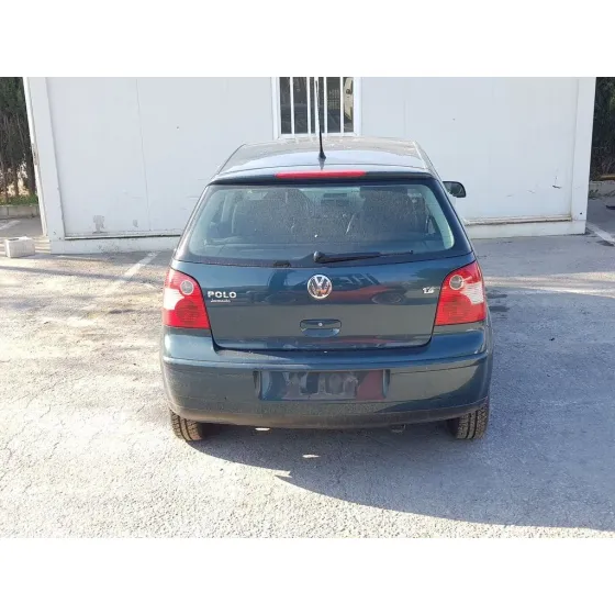 VOLKSWAGEN POLO (9N1) '2004 HIGHLINE VERDE