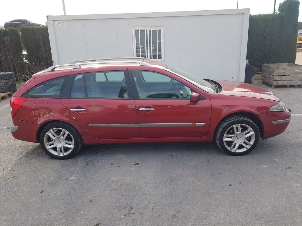 RENAULT LAGUNA II GRANDTOUR (KG0) '2004 DYNAMIQUE GRANATE