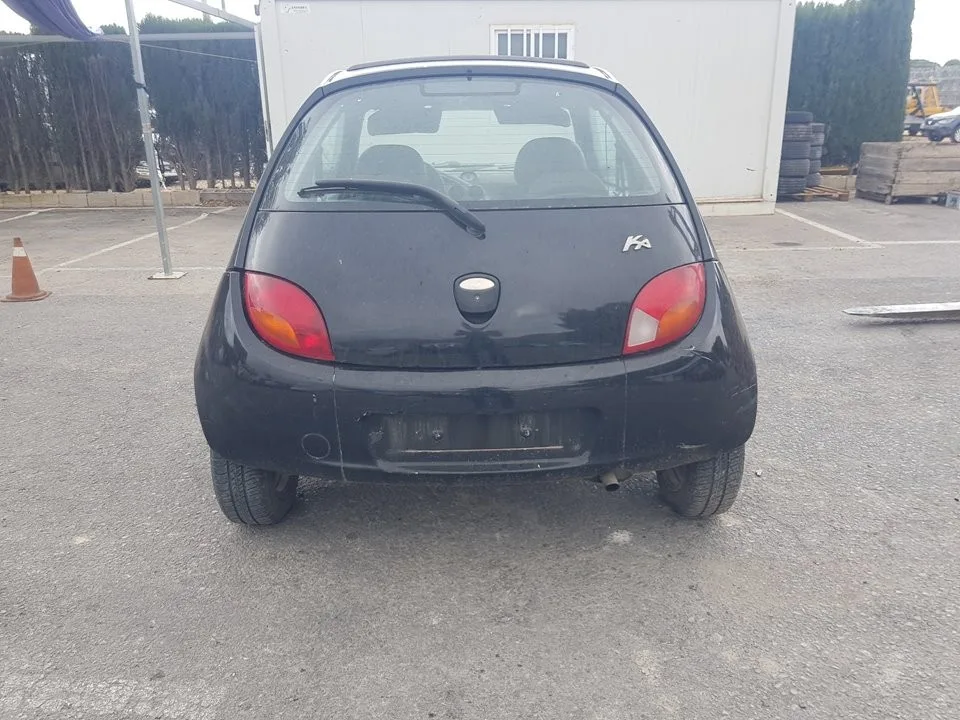 FORD KA (CCQ) '2000 BASICO NEGRO