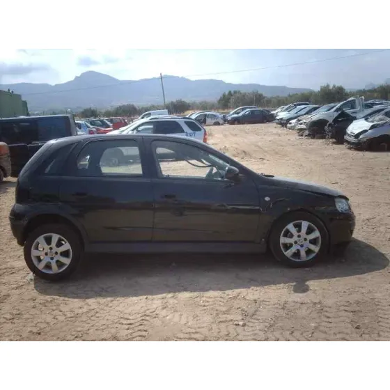 OPEL CORSA C '2003 COSMO NEGRO