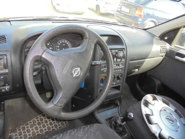 OPEL ASTRA G BERLINA '2001 CLUB NEGRO