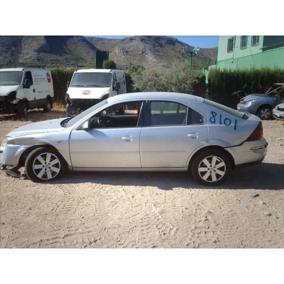 FORD MONDEO BERLINA (GE) '2003 GHIA GRIS