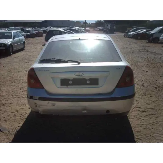 FORD MONDEO BERLINA (GE) '2003 GHIA GRIS