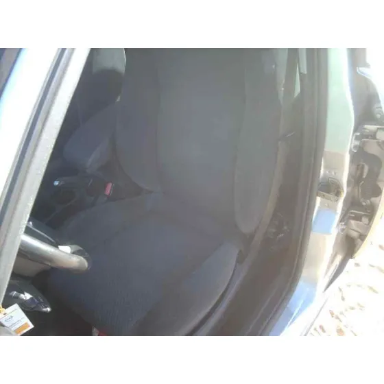 FORD MONDEO BERLINA (GE) '2003 GHIA GRIS
