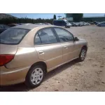 KIA RIO '2000 LS BERLINA DORADO