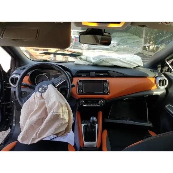 NISSAN MICRA V (K14) '2018 BOSE LIMITED EDITION GRIS OSCURO