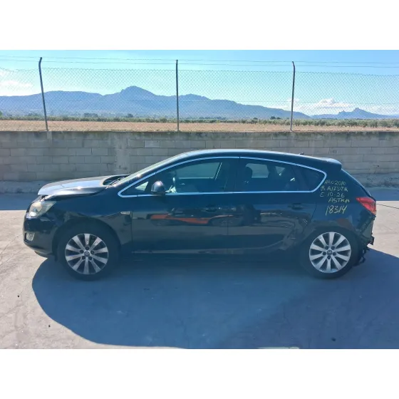 Opel ASTRA J (P10) 2009