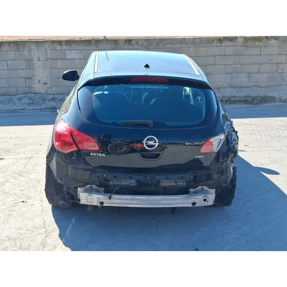 Opel ASTRA J (P10) 2009