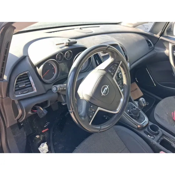 Opel ASTRA J (P10) 2009