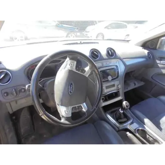 FORD MONDEO BER. (CA2) '2007 GHIA NEGRO