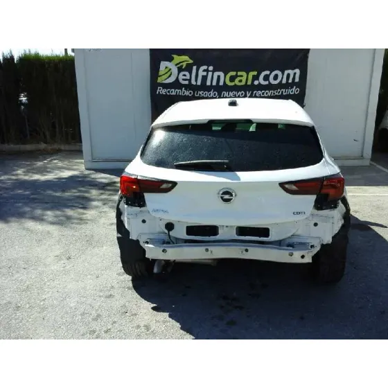 OPEL ASTRA K LIM. 5TÜRIG '2016 SELECTIVE BLANCO
