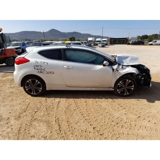 Kia CEE'D (JD) 2015