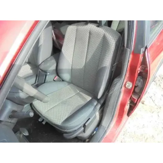 RENAULT MEGANE II BERLINA 5P '2005 AUTHENTIQUE GRANATE