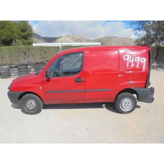 FIAT DOBLO CARGO (223) '2004 1.9 JTD SX FURG. PANORAMA ROJO