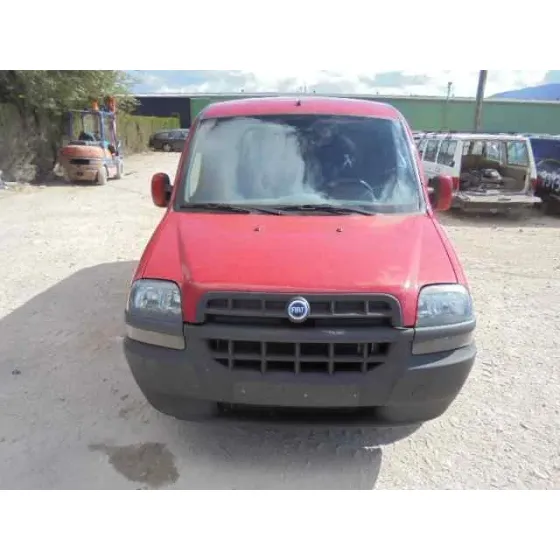 FIAT DOBLO CARGO (223) '2004 1.9 JTD SX FURG. PANORAMA ROJO