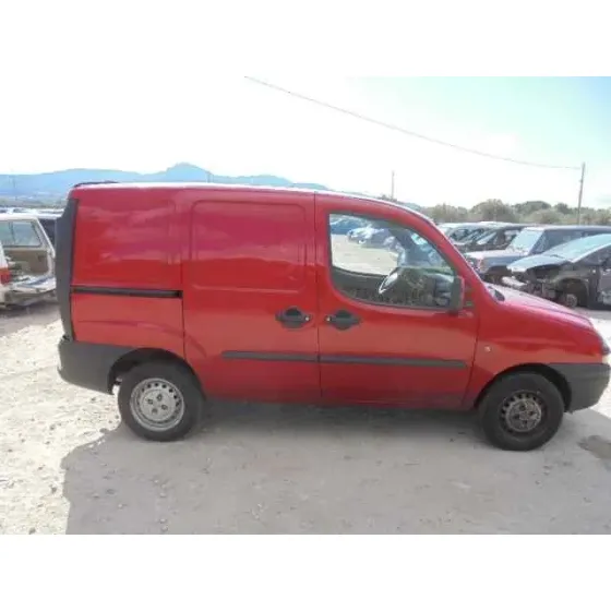 FIAT DOBLO CARGO (223) '2004 1.9 JTD SX FURG. PANORAMA ROJO