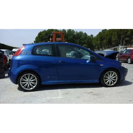 FIAT GRANDE PUNTO (199) '2006 1.4 16V DYNAMIC AZUL