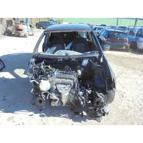 VOLKSWAGEN POLO (6R1) '2015 ADVANCE NEGRO