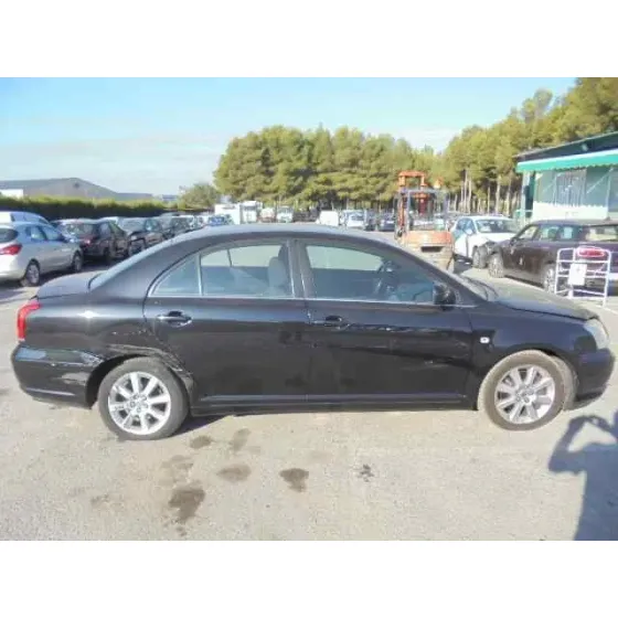 TOYOTA AVENSIS BERLINA (T25) '2003 2.0 D4-D EXECUTIVE SEDAN (4-PTAS) NEGRO