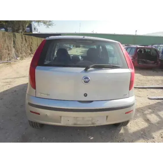 FIAT PUNTO BERLINA (188) '2003 1.9 JTD ACTIVE GRIS