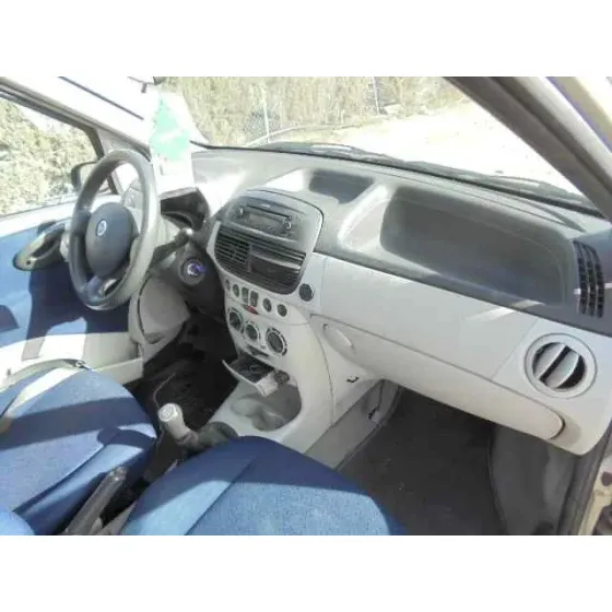 FIAT PUNTO BERLINA (188) '2003 1.9 JTD ACTIVE GRIS