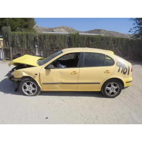 SEAT LEON (1M1) '2002 SPORT AMARILLO