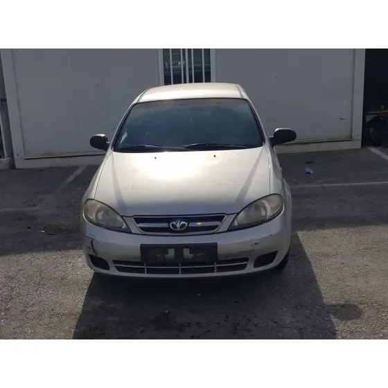 DAEWOO LACETTI '2004 SE GRIS