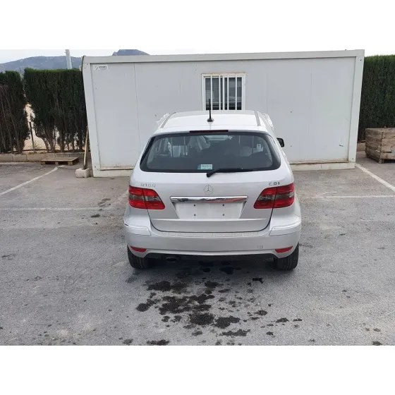 MERCEDES CLASE B (W245) '2008 180 CDI (245.207) GRIS