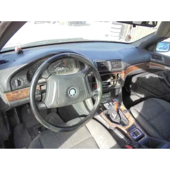 BMW SERIE 5 BERLINA (E39) '2000 520D NEGRO