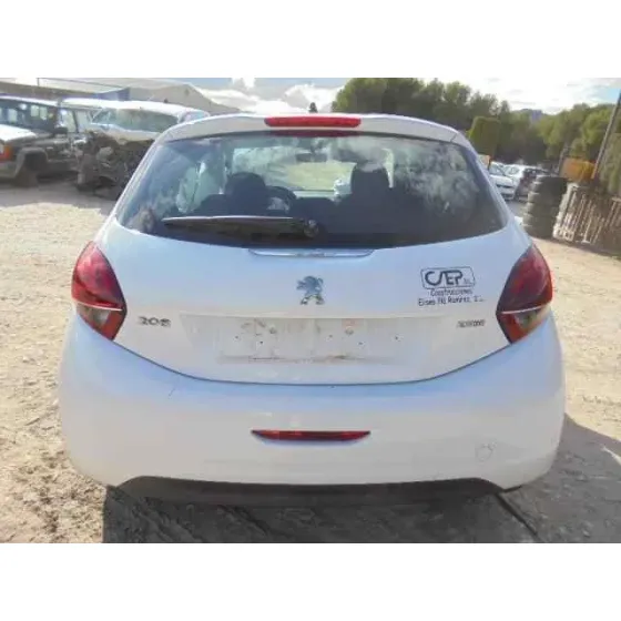 PEUGEOT 208 '2015 ACTIVE BLANCO