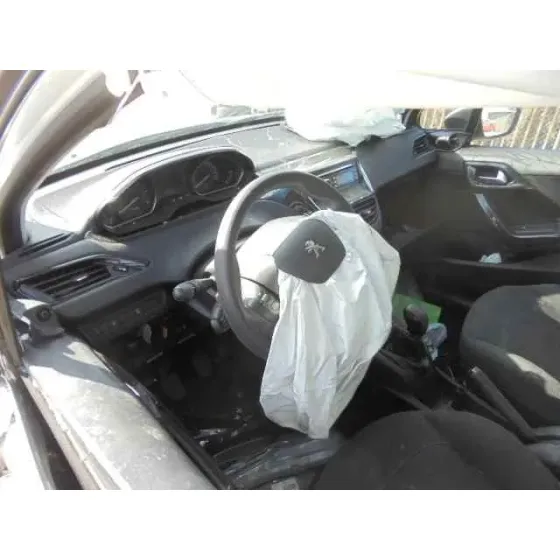 PEUGEOT 208 '2015 ACTIVE BLANCO
