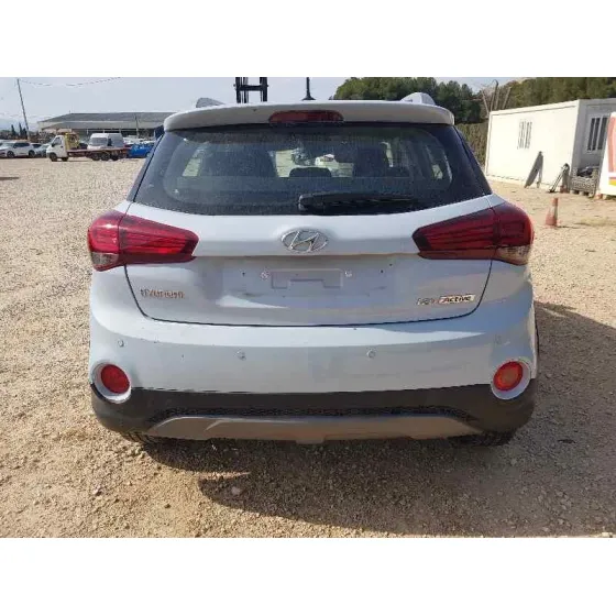 HYUNDAI I20 ACTIVE '2018 KLASS GRIS