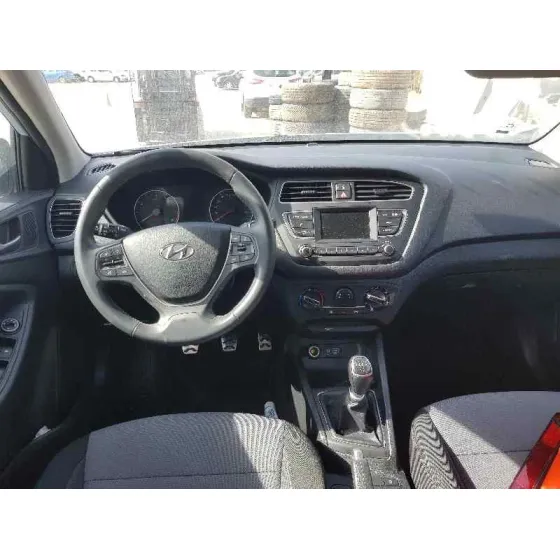 HYUNDAI I20 ACTIVE '2018 KLASS GRIS