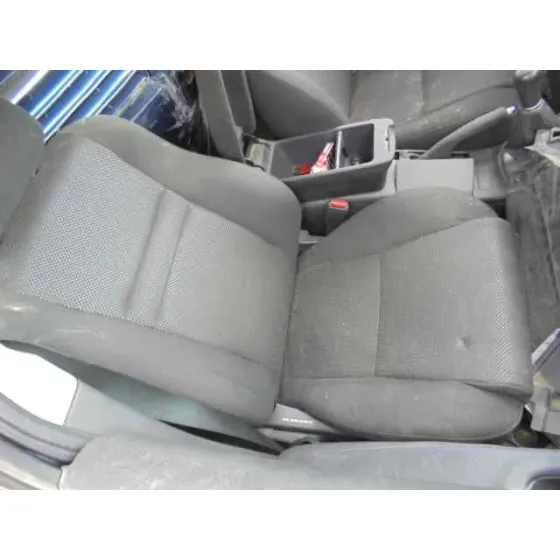 TOYOTA AVENSIS BERLINA (T25) '2003 1.8 SOL BERLINA (5-PTAS) AZUL