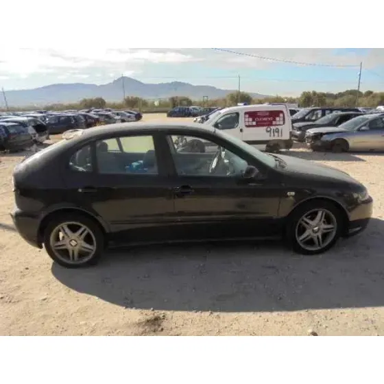 SEAT LEON (1M1) '2004 SPORTS LIMITED NEGRO