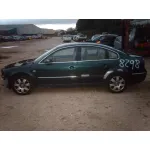 VOLKSWAGEN PASSAT BERLINA (3B3) VOLKSWAGEN PASSAT BERLINA (3B3) '2002 V6 EXECUTIVE 4MOTION VERDE 2001
