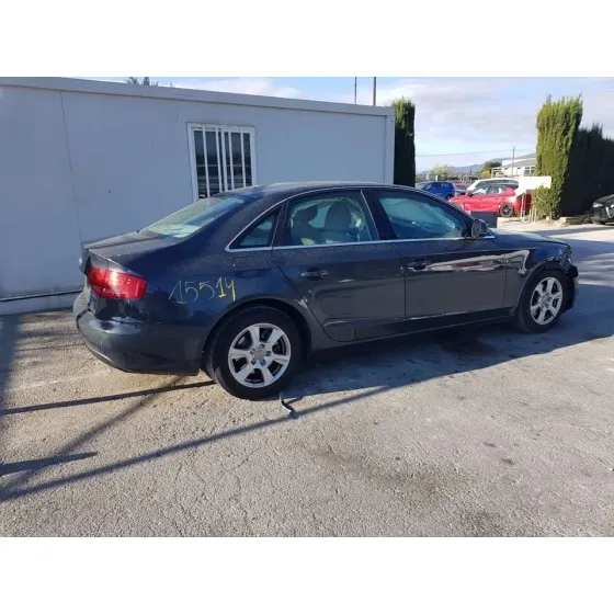 AUDI A4 BER. (B8) '2010 BASICO GRIS OSCURO